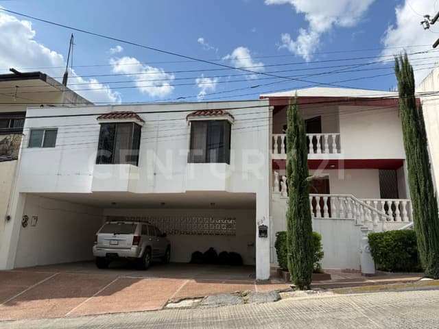 Casa en Venta en Contry la Silla