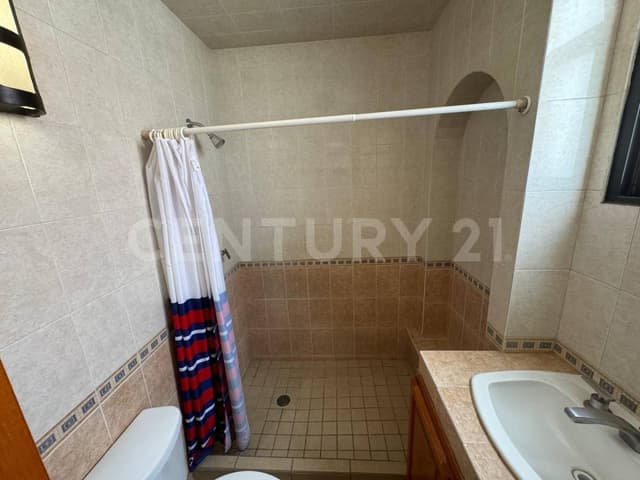 Casa en venta con jardín en El Pedregal, Tequisquiapan, Querétaro.