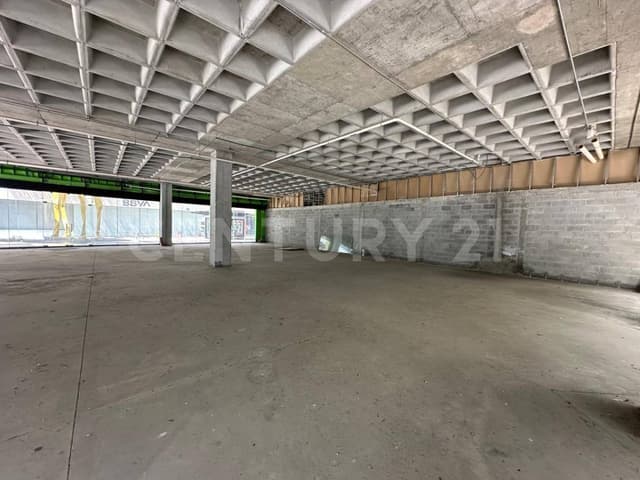 LOCAL EN RENTA EN PLAZA ANIMOL, ESCOBEDO, NUEVO LEON