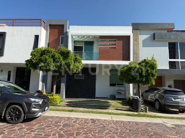 Casa en Venta en Fraccionamiento La Rioja, Tlajomulco, Jalisco