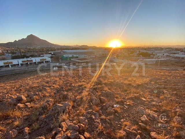 TERRENO EN VENTA EN COLONIA SANTA ROSA, CHIHUAHUA CHIH.