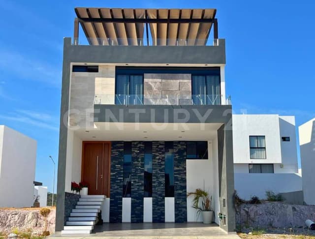 CASA EN VENTA EN SONTERRA RESIDENCIAL I, MAZATLAN, SINALOA, MEXICO.