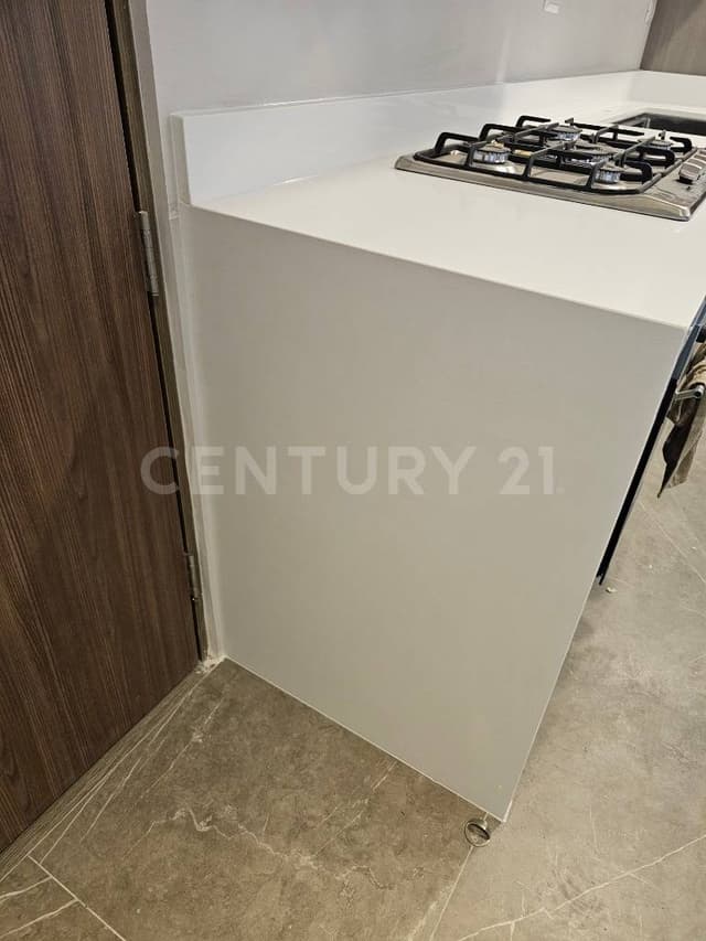 DEPARTAMENTO EN VENTA EN COL. VIA CORDILLERA EN SANTA CATARINA