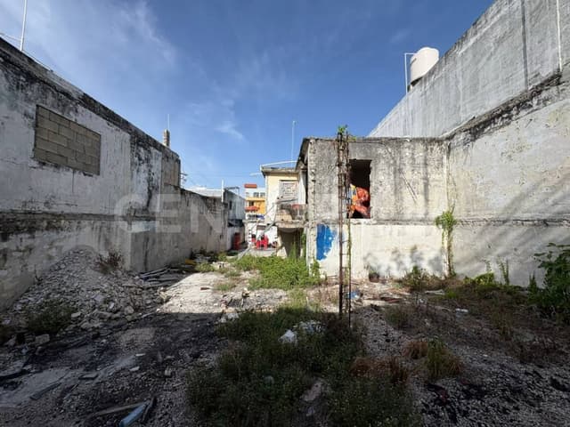 VENTA DE TERRENO COMERCIAL CENTRICO EN AVENIDA TULUM