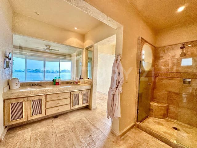 RENTA DE CASA PORTACHELI LAS BRISAS ACAPULCO GUERRERO