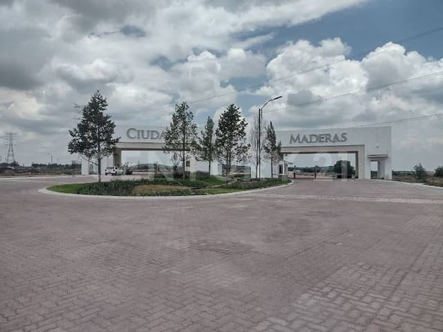 VENTA DE TERRENO, CD MADERAS CORREGIDORA, PREMIUM COLINAS