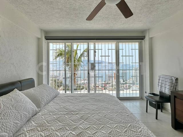 DEPARTAMENTO EN VENTA EN FRACC. CONDESA EN ACAPULCO, GRO.
