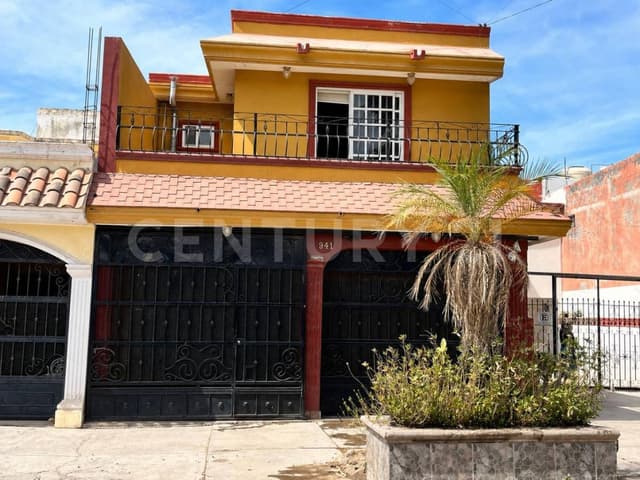 Casa en Venta en Segundo Andador Alcanfor, Fovissste II, Los Mochis, Sinaloa.