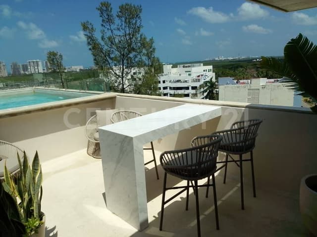 Departamento en Venta en Cancùn en la entrada de la Zona Hotelera C3997