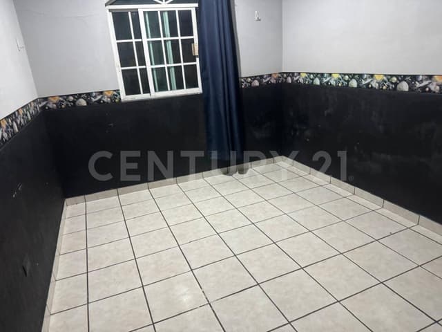 CASA EN PASEO DEL RIO