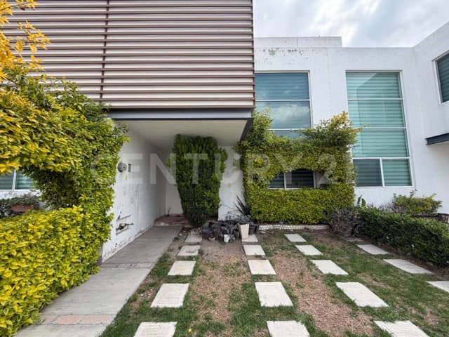 Casa en Venta en Agave Azul VI, San Juan del Río, Querétaro.