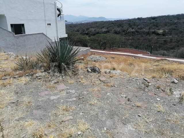 Terreno en Venta en Residencial "El Sabino", San Juan del Río, Querétaro.