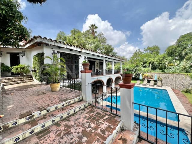Casa estilo colonial en Cuernavaca