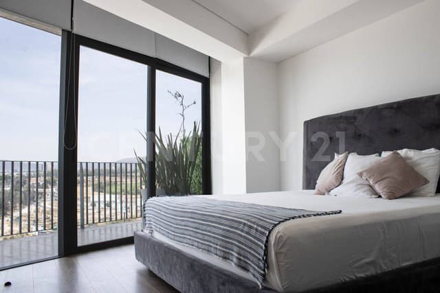 Departamento venta ZENTRAL, frente ANDARES 3 recamaras