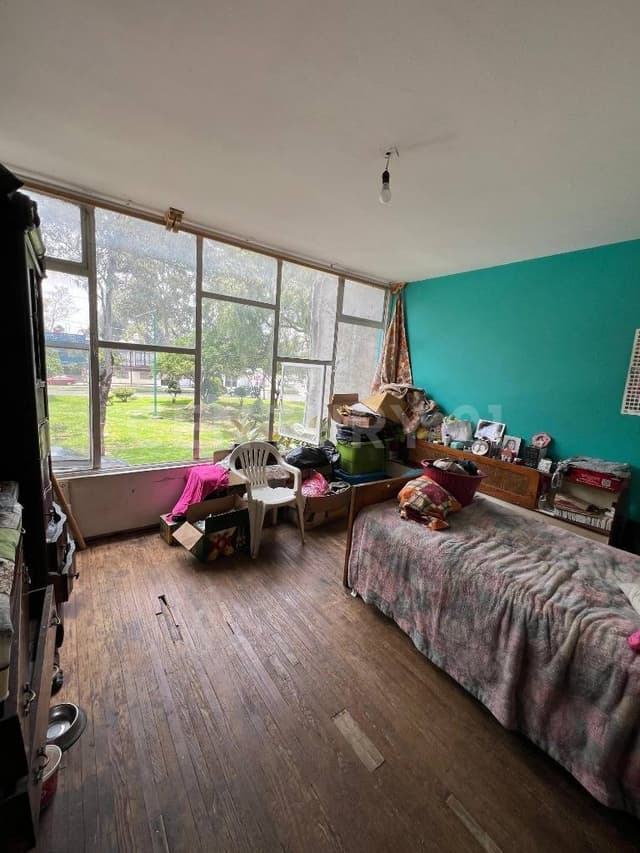 Amplia casa en venta