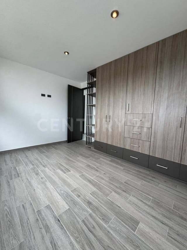 VENTA CASA 3 RECÁMARAS PARQUE CUERNAVACA, LOMAS DE ANGELOPOLIS CASCATTA