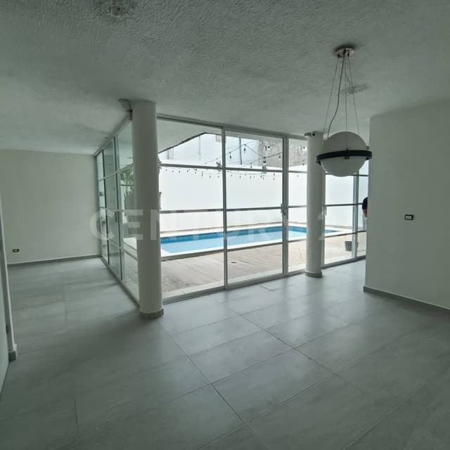CASA CON ALBERCA EN VENTA, FRACC EL DORADO, CARR VILLAHERMOSA-NACAJUCA, TABASCO