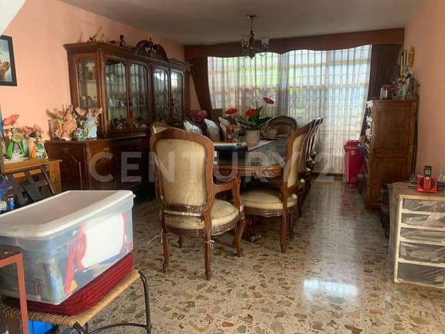 Casa con Terreno en Renta, San Pablo Tepetlapa, Coyoacán