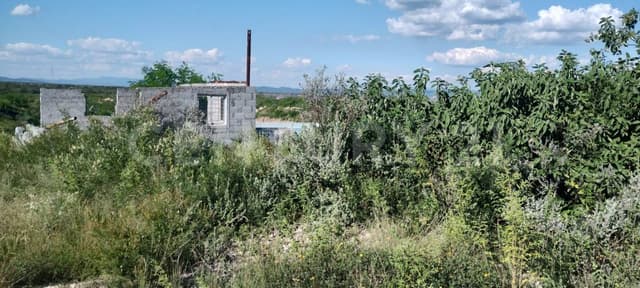 TERRENO EN VENTA EN COL. ANTIGUA COMUNIDAD DE LOS CANTU EN SALINAS VICTORIA, N.L