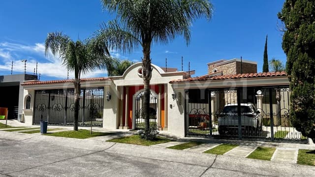 Residencia de Lujo en Venta en Ciudad Bugambilias