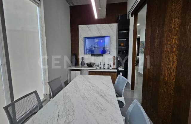 OFICINA EN RENTA | PARQUE CENTRO | SALTILLO, COAH | AMUEBLADA