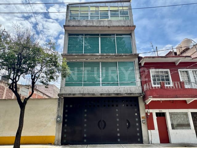 VENTA DE EDIFICIO EN PAULINO NAVARRO, CUAUHTEMOC, CIUDAD DE MÉXICO