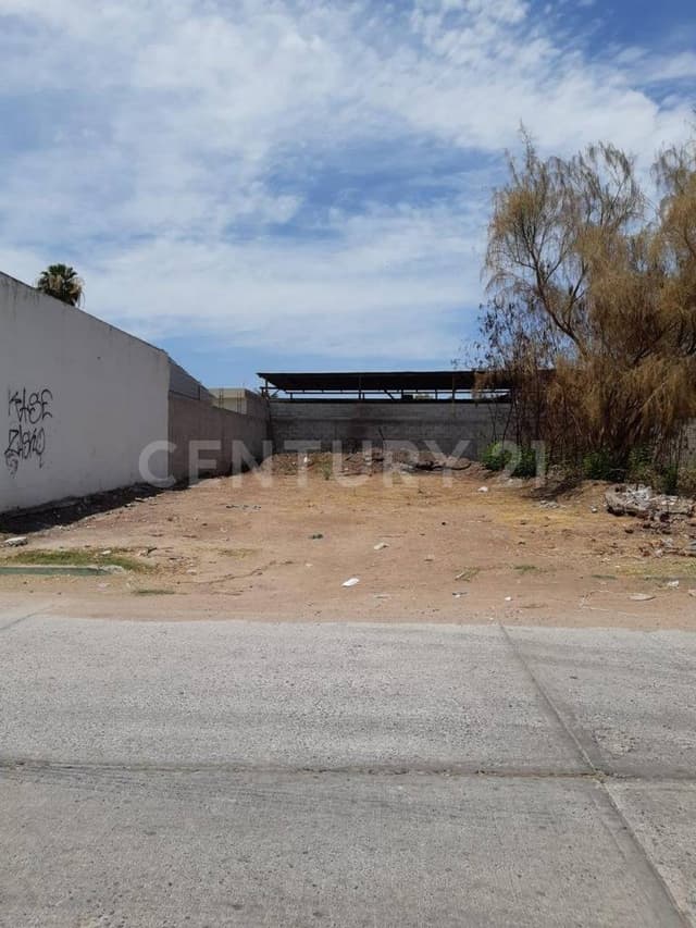 TERRENO EN VENTA en Nicolas Catro Luna, Los Mochis, Sinaloa.