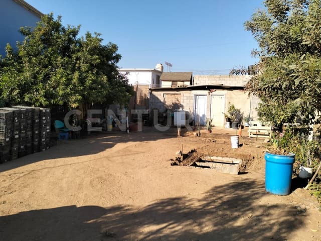 Terreno en venta, en Gomez Morin en Ensenada B.C