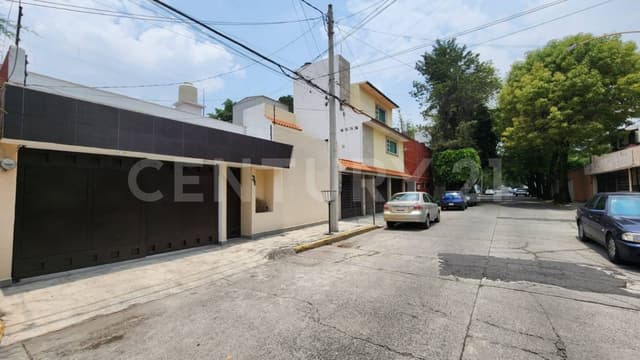 Casa en Venta en Jardines De San Mateo, Naucalpan, Estado de México.