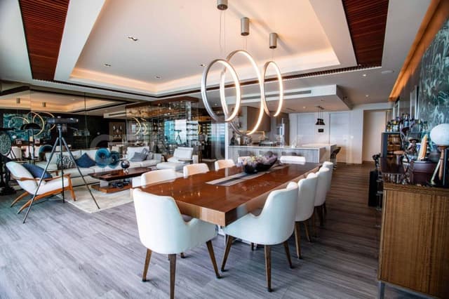 Departamento de lujo frente al mar en piso alto en SLS Cancún SVM0525