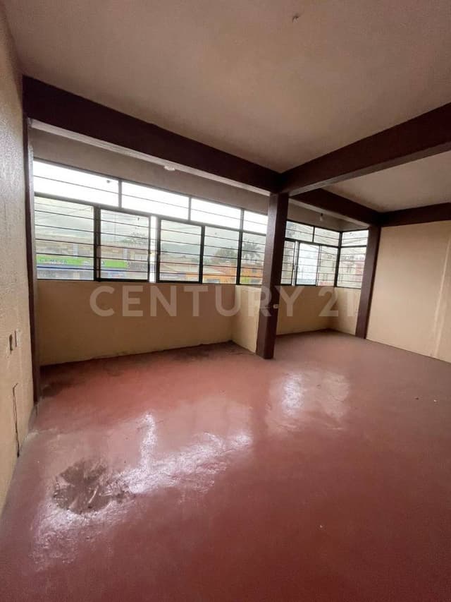 SE RENTA LOCAL FRENTE A PERIFÉRICO IDEAL PARA OFICINAS, DESPACHOS U OTRO