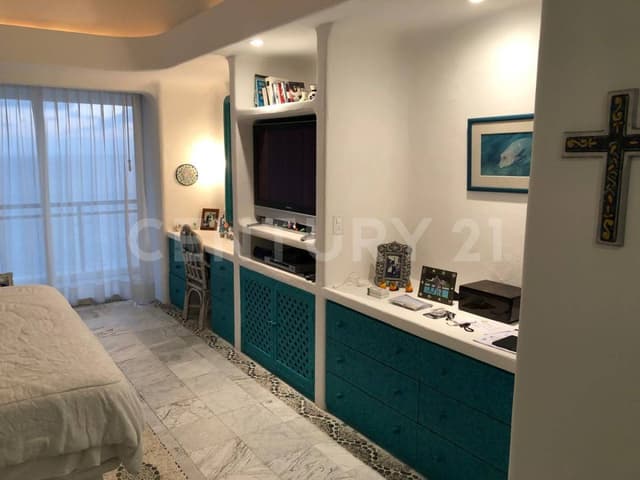 Venta de departamento sobre playa en la Bahía de Acapulco