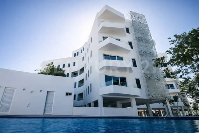 Amplio depto 145 m² en Starlight Towers | Amueblado | Piscina y Gym