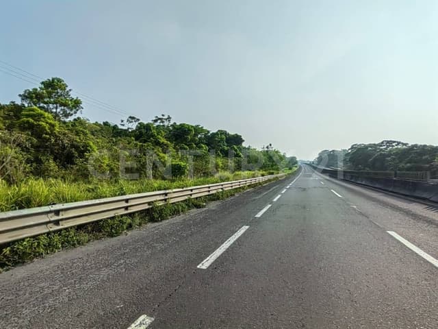 SE VENDE TERRENO en Autopista Cosoleacaque Nuevo-Teapa, Ixhuatlán del Sureste