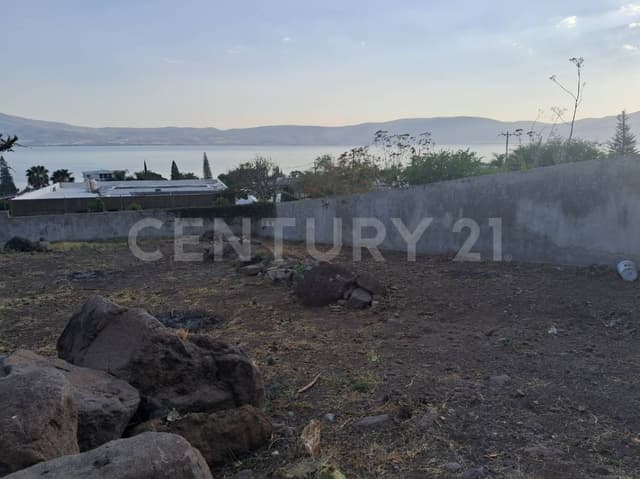 Lote en venta con vista al lago en San Juan Cosalá