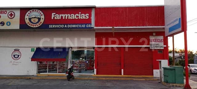 Local en renta en Centro de Tecomán, Colima.