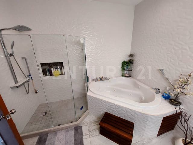 Renta Casa amueblada en Residencial Aqua Cancun Gran oportunidad - SR0825