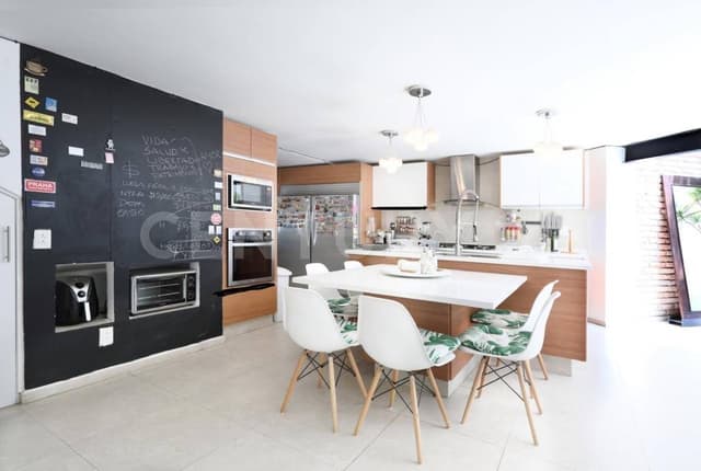 Venta Casa en Condomino en Calzada Desierto de los Leones