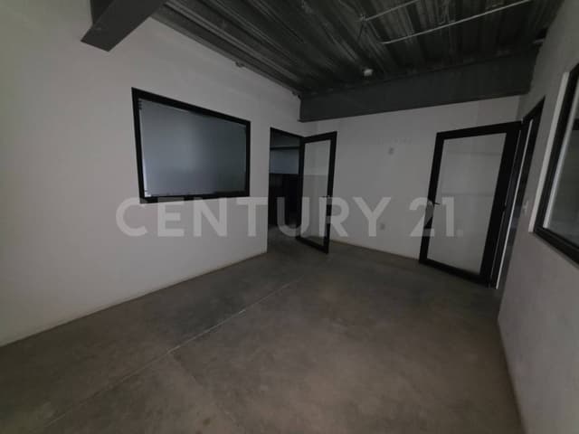 Renta de Local/Oficinas Santa Rosa Jauregui