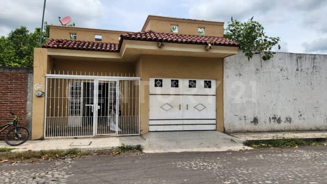 CASA EN VENTA EN TECOMAN, COLIMA