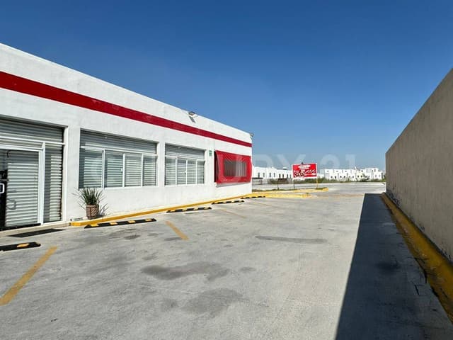 LOCALES EN RENTA EN DOMINIO CUMBRES, GARCÍA, NUEVO LEÓN