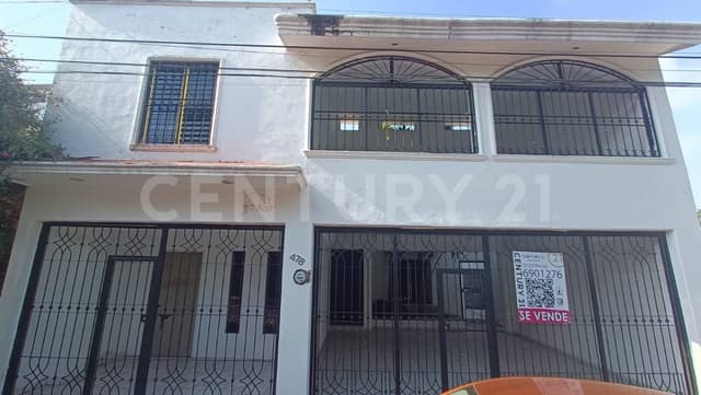 Casa en VENTA en el Centro de Colima