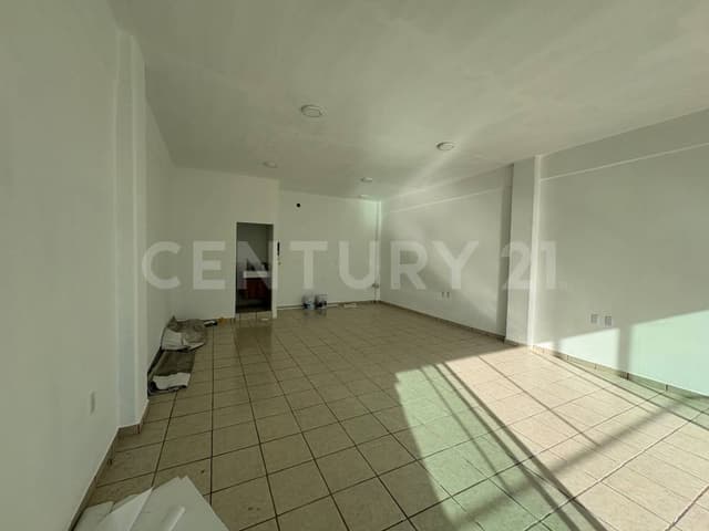 Locales en Renta, Zavaleta