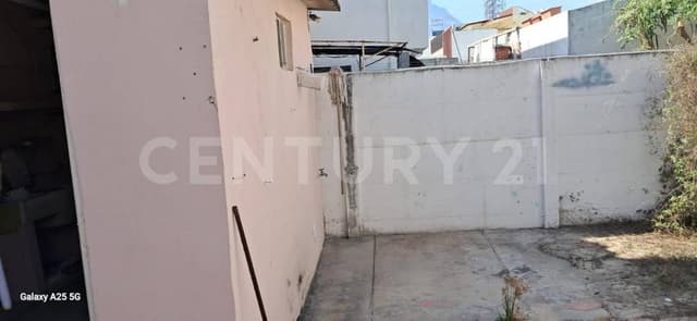 CASA EN VENTA EN COL. MITRAS NORTE EN MONTERREY