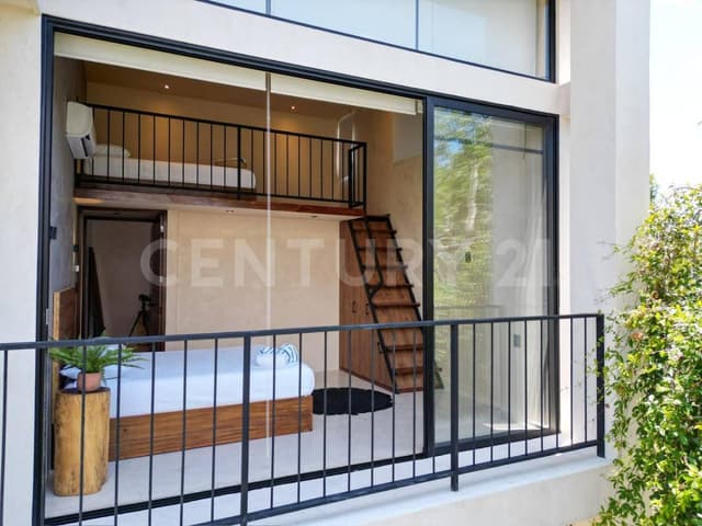 Penthouse amueblado en venta en Chemuyil