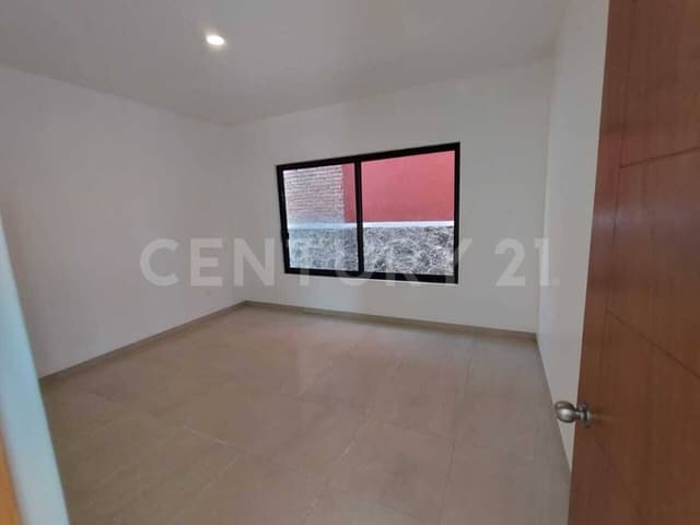 VENTA DE CASA SOLA EN LOMAS TETELA