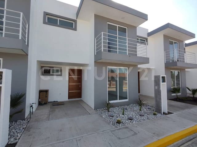 Casa en venta fraccionamiento Fuentes de San Pablo, zona Xilotzingo, Puebla
