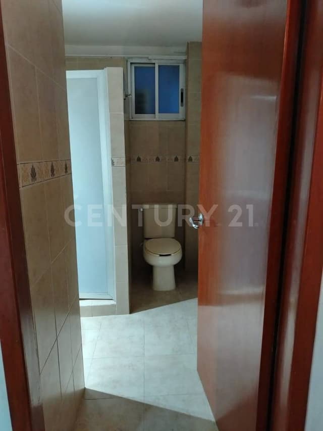 DEPARTAMENTO AMUEBLADO EN RENTA