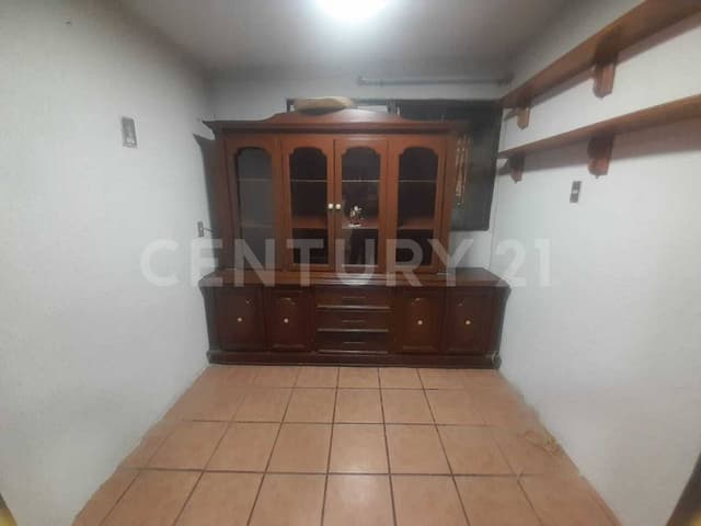 Se vende avenida SIGLO XXI col La Fe Guadalupe Zac. (en esquina y avenida)