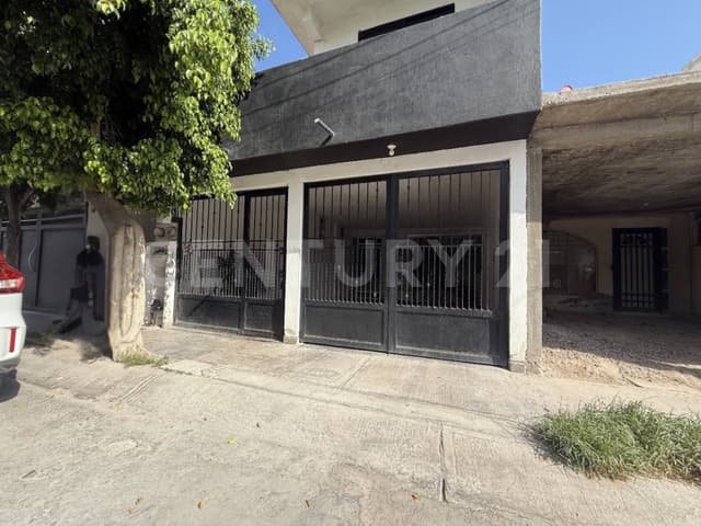 Casa en Venta en Fracc. San Francisco de Asís, Soledad de Graciano Sánchez, S.LP
